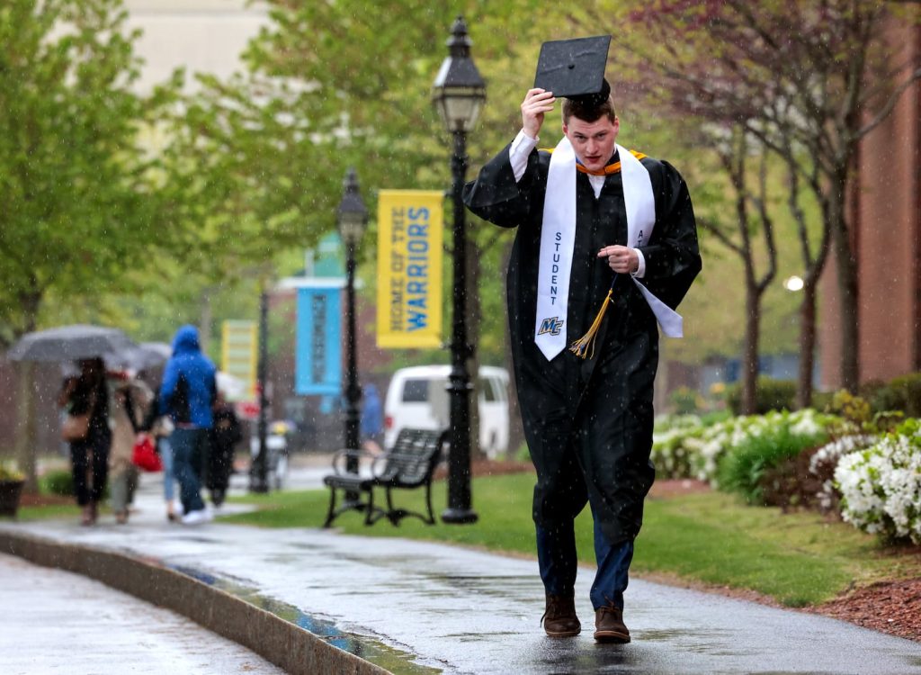 A Bacherlor’s Degree in three years? Massachusetts takes a step in that direction